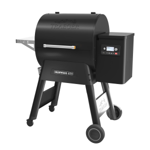TRAEGER IRONWOOD 650 & Free Cover
