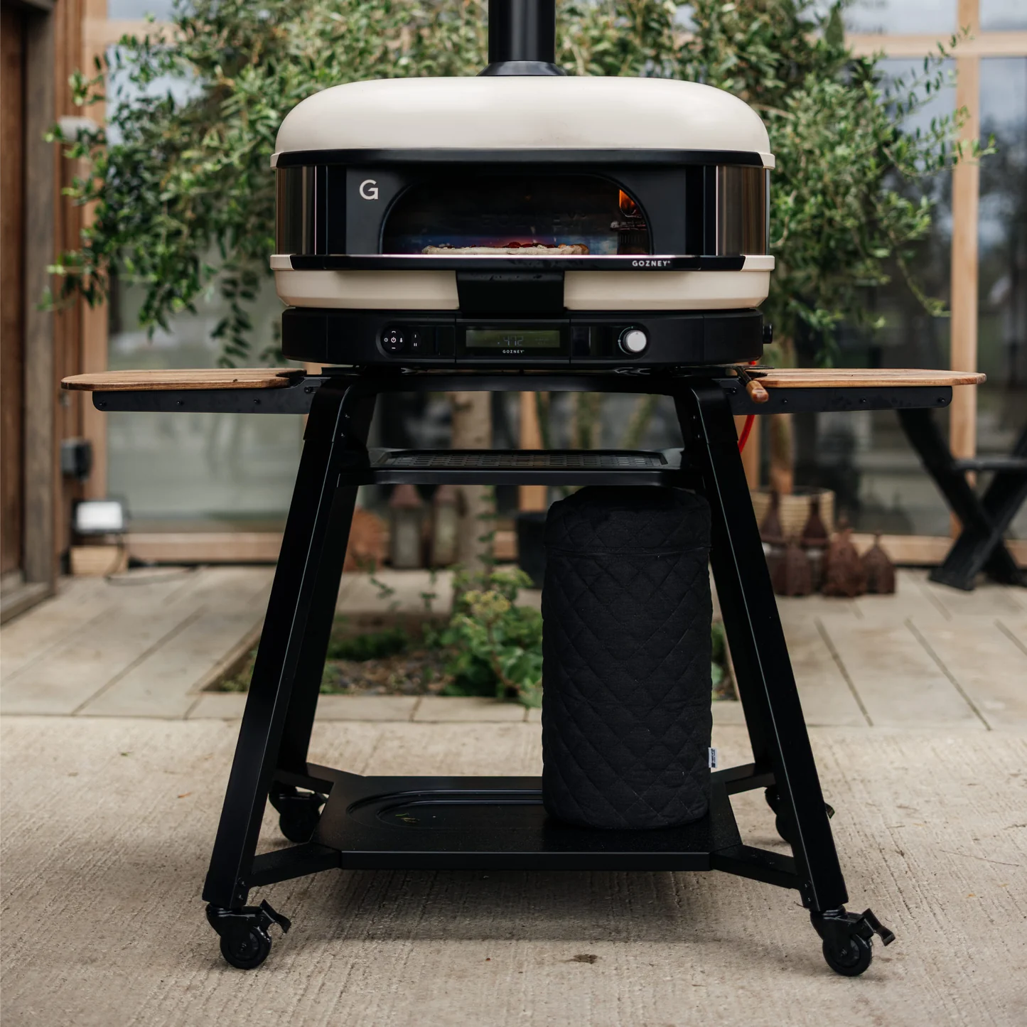 Gozney_Stand_BuyBoxAmbient_2048x2048_2
